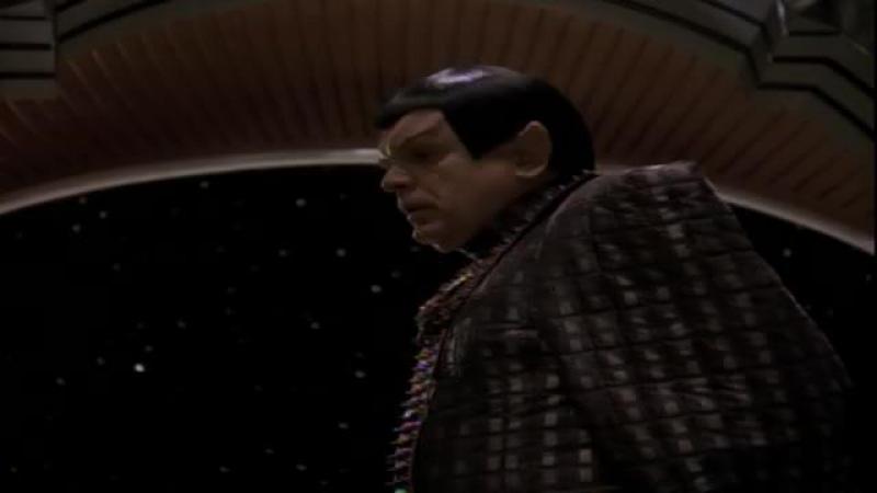 Кадры из сериала Звездный путь: Дальний космос 9 (1993)