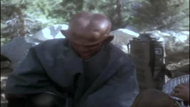 Кадры из сериала Звездный путь: Дальний космос 9 (1993)