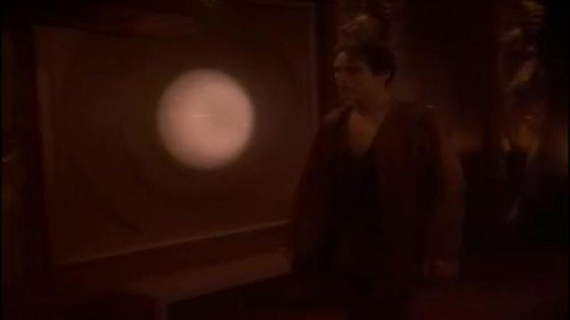 Кадры из сериала Звездный путь: Дальний космос 9 (1993)