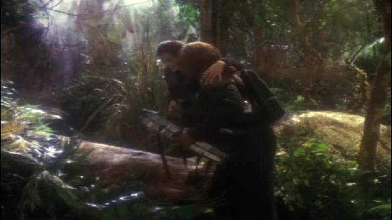 Кадры из сериала Звездный путь: Дальний космос 9 (1993)